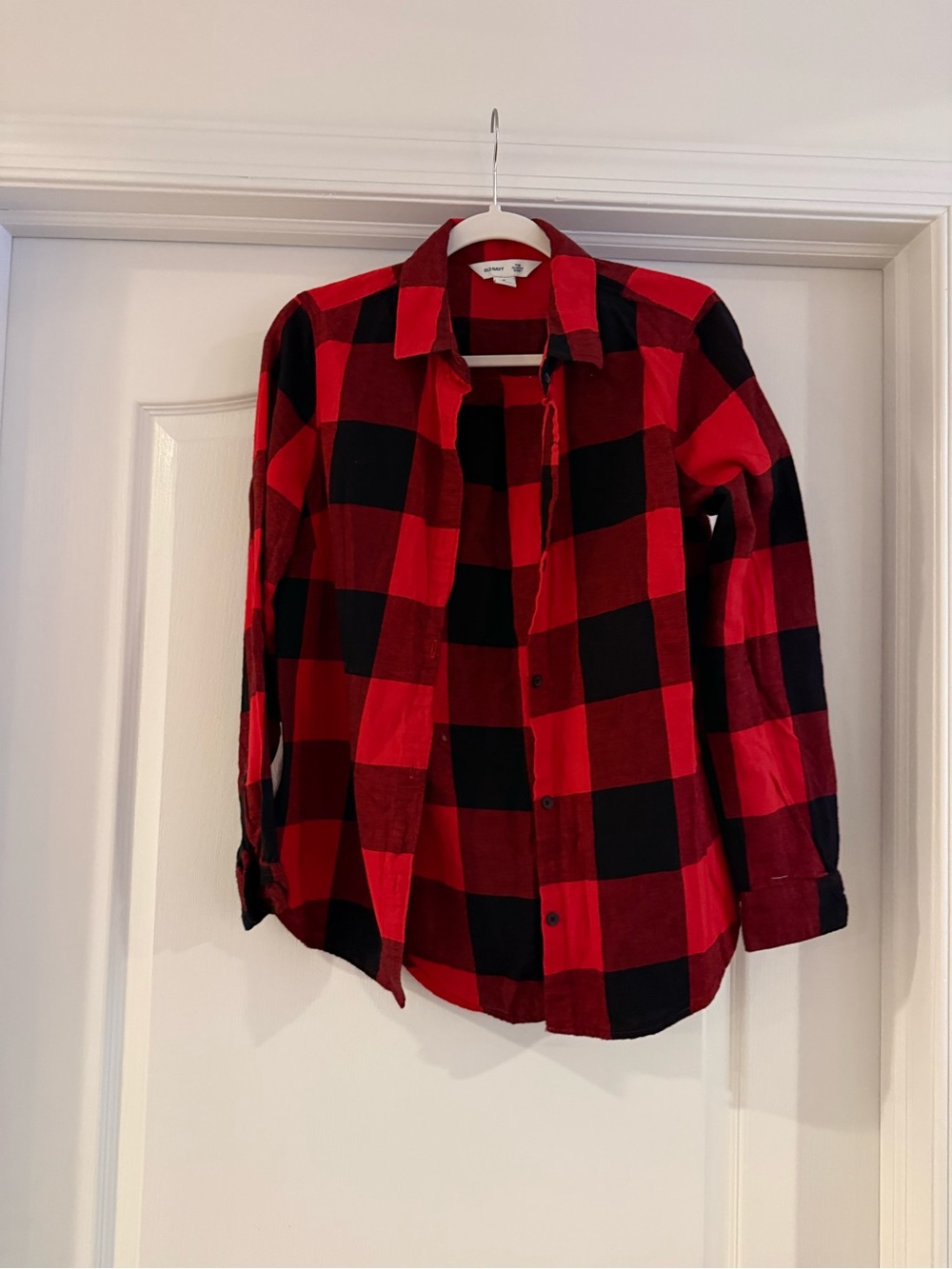 Old Navy - Red and Black Buffalo Plaid Button Down Shirt - Size Medium